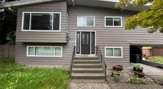 LANGLEY – SPECTACULAR AND FULLY UPDATED – 3 BEDROOMS 2 BATHROOM MAIN FLOOR