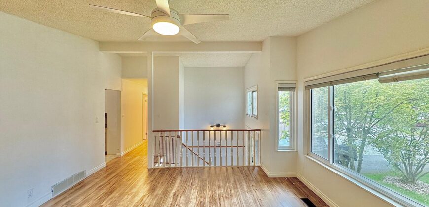 LANGLEY – SPECTACULAR AND FULLY UPDATED – 3 BEDROOMS 2 BATHROOM MAIN FLOOR
