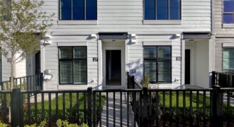 ABBOTSFORD – 2 BEDROOMS, 2.5 BATHROOM + DEN TOWNHOUSE