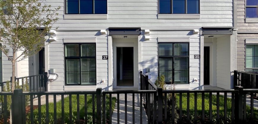ABBOTSFORD – 2 BEDROOMS, 2.5 BATHROOM + DEN TOWNHOUSE