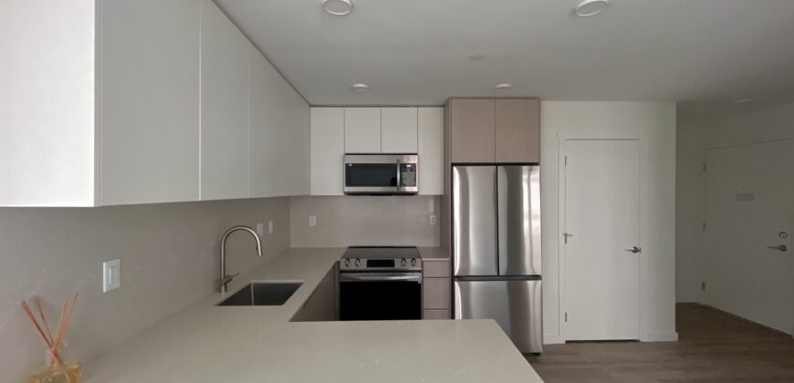 UNFURNISHED 2 BEDROOM, 1 BATHROOM CONDO