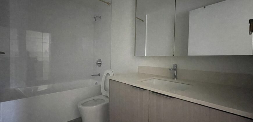 UNFURNISHED 2 BEDROOM, 1 BATHROOM CONDO
