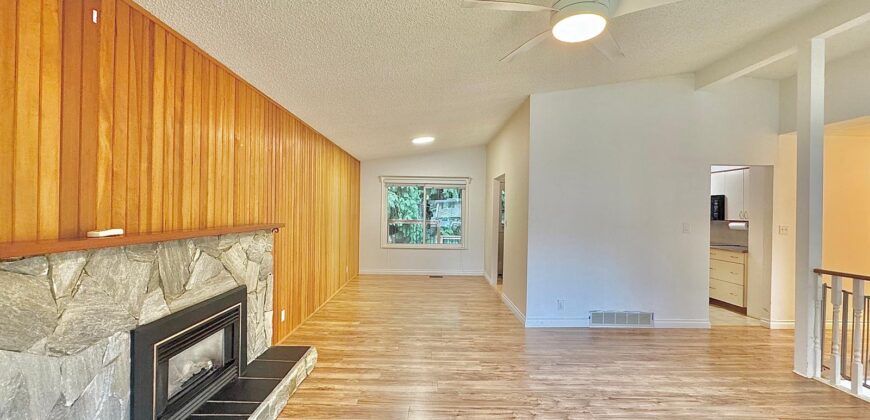 LANGLEY – SPECTACULAR AND FULLY UPDATED – 3 BEDROOMS 2 BATHROOM MAIN FLOOR