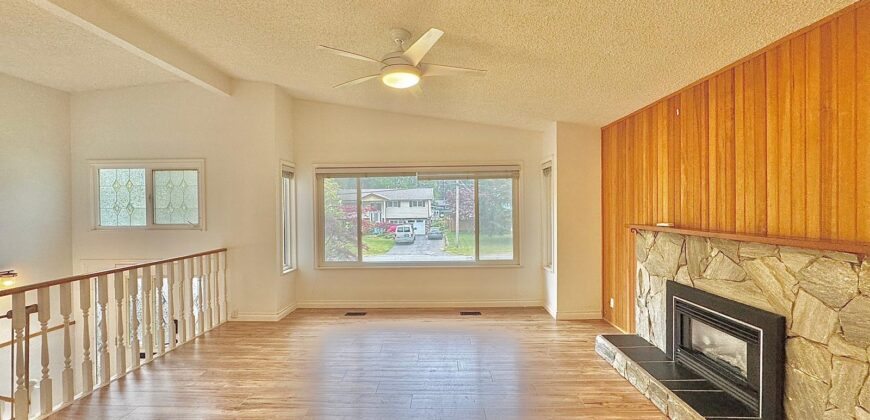 LANGLEY – SPECTACULAR AND FULLY UPDATED – 3 BEDROOMS 2 BATHROOM MAIN FLOOR