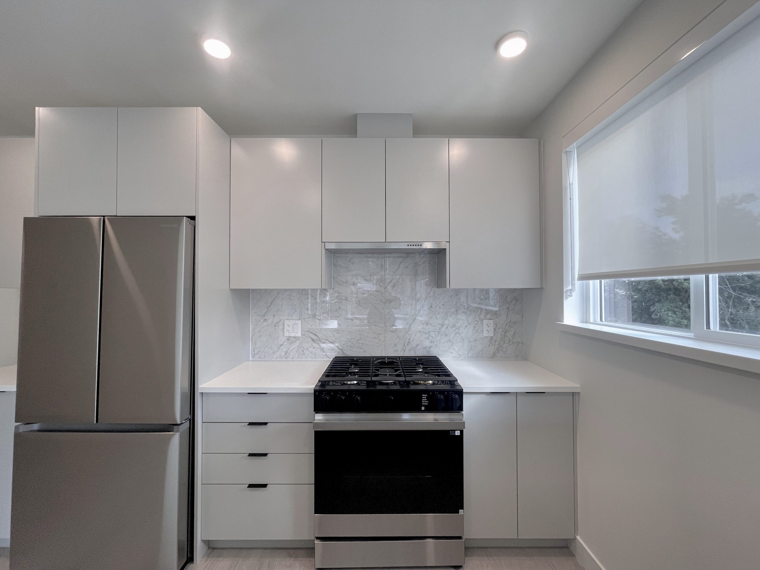 SURREY – 2 BED 2 BATH CONDO