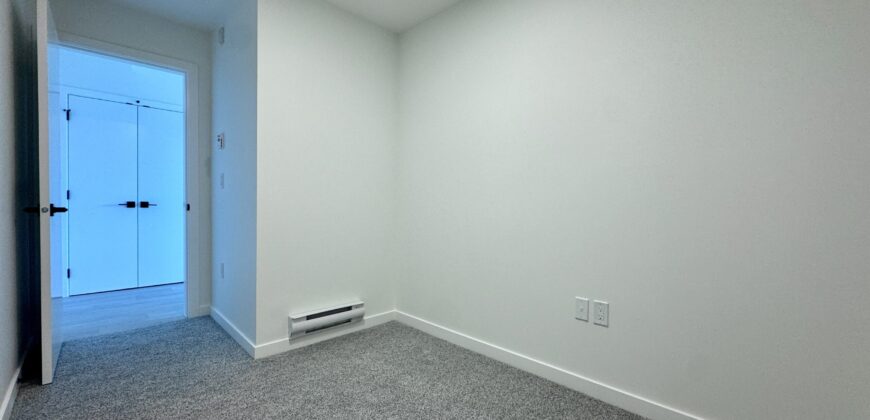 SURREY – BRAND NEW TOP FLOOR 1 BEDROOM, 1 BATHROOM + DEN CONDO