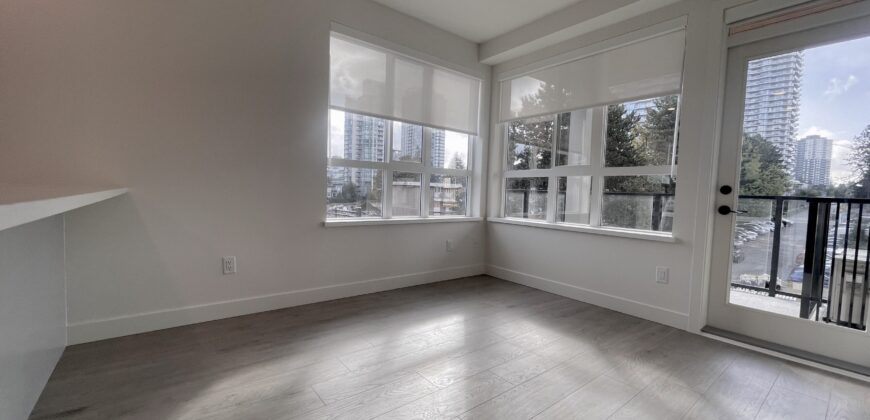 SURREY – 2 BED 2 BATH CONDO