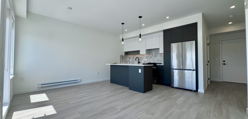 SURREY – BRAND NEW TOP FLOOR 1 BEDROOM, 1 BATHROOM + DEN CONDO