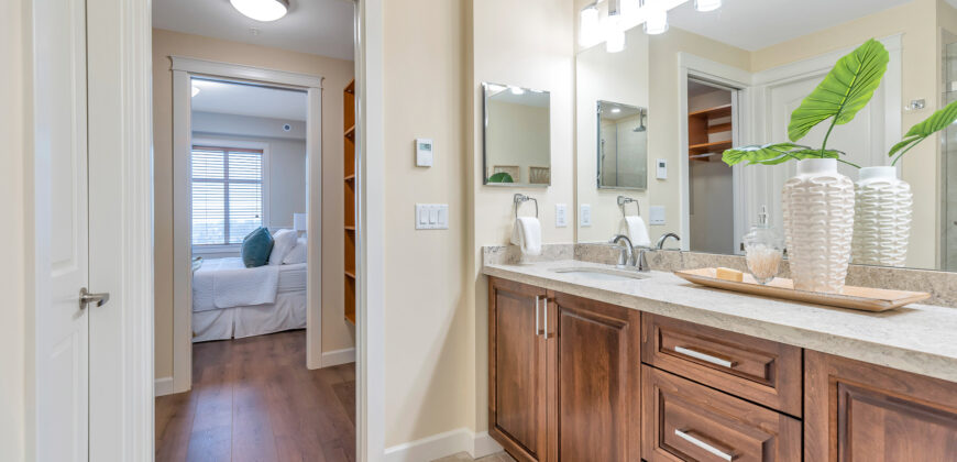 LANGLEY – 3 BEDROOM, 2 BATHROOM + FLEX ROOM AND RETRACTABLE SOLARIUM – CONDO