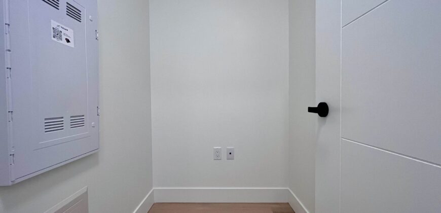 LANGLEY – UNITY – BRAND NEW 1 BEDROOM + FLEX (DEN), 1 BATHROOM CONDO