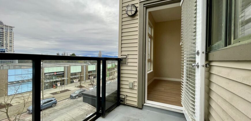 SURREY – 2 BEDROOM, 2 BATHROOM CONDO