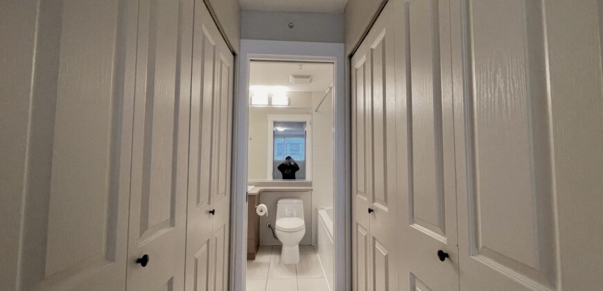 SURREY – 2 BEDROOM, 2 BATHROOM CONDO