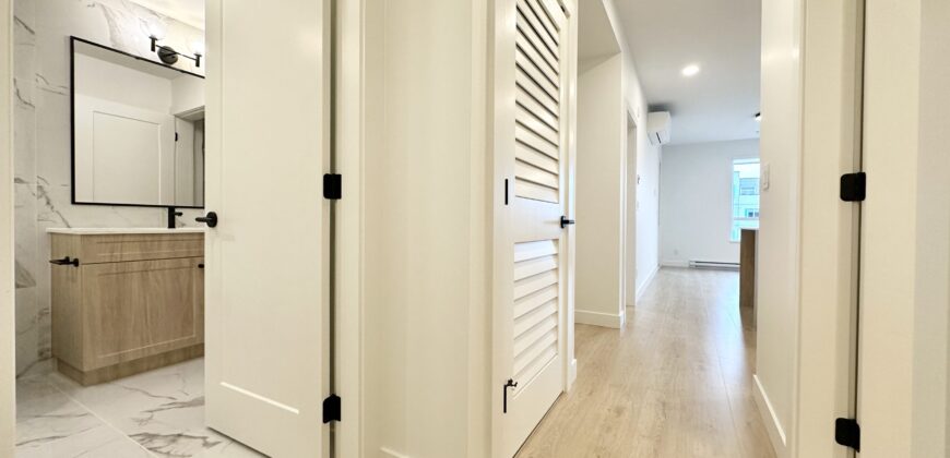 LANGLEY – 1 BED 1 BATH + DEN + SOLARIUM – 4th Floor