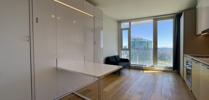 SURREY – STUDIO + 1 BATHROOM CONDO