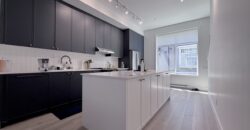 SURREY- 3 BEDROOM, 2 BATHROOM TOWNHOUSE
