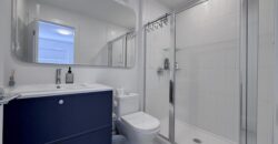 SURREY- 3 BEDROOM, 2 BATHROOM TOWNHOUSE