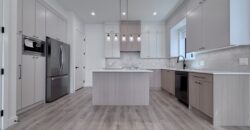 SURREY- 3 BEDROOM, 2.5 BATHROOM DUPLEX