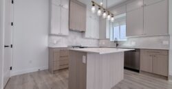 SURREY- 3 BEDROOM, 2.5 BATHROOM DUPLEX