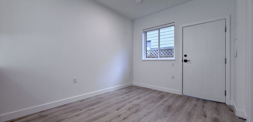 SURREY- 2 BEDROOM, 1.5 BATHROOM COACH HOME