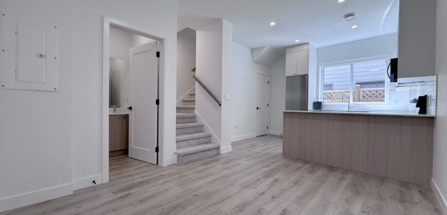 SURREY- 2 BEDROOM, 1.5 BATHROOM COACH HOME
