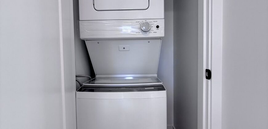 SURREY- 2 BEDROOM, 1.5 BATHROOM COACH HOME