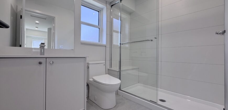 SURREY- 2 BEDROOM, 1.5 BATHROOM COACH HOME