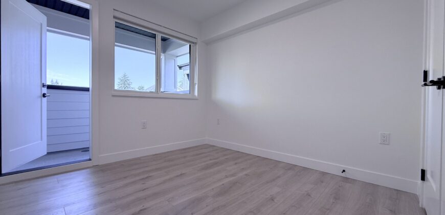 SURREY- 2 BEDROOM, 1.5 BATHROOM COACH HOME