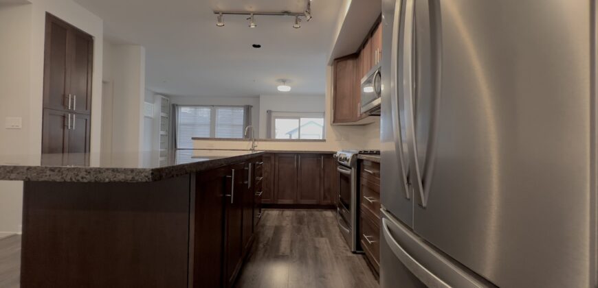 LANGLEY – MONTERRA – 3 BEDROOM, 3 BATHROOM TOWNHOME