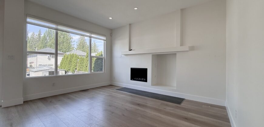 MAPLE RIDGE – SINGLE FAMILY DETACHED HOME – 4 BEDROOMS, 3 BATHROOMS + FLEX