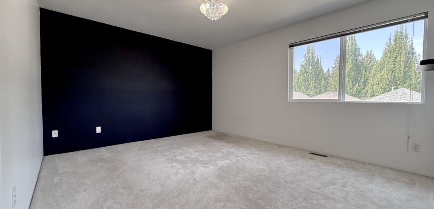 MAPLE RIDGE – SINGLE FAMILY DETACHED HOME – 4 BEDROOMS, 3 BATHROOMS + FLEX