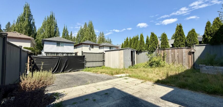 MAPLE RIDGE – SINGLE FAMILY DETACHED HOME – 4 BEDROOMS, 3 BATHROOMS + FLEX