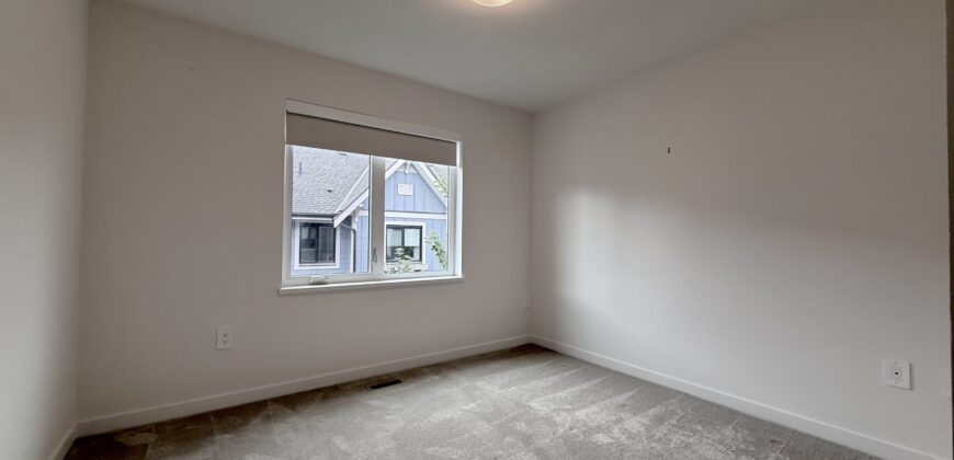 Willoughby – 3 Bed 2.5 Bath Townhouse