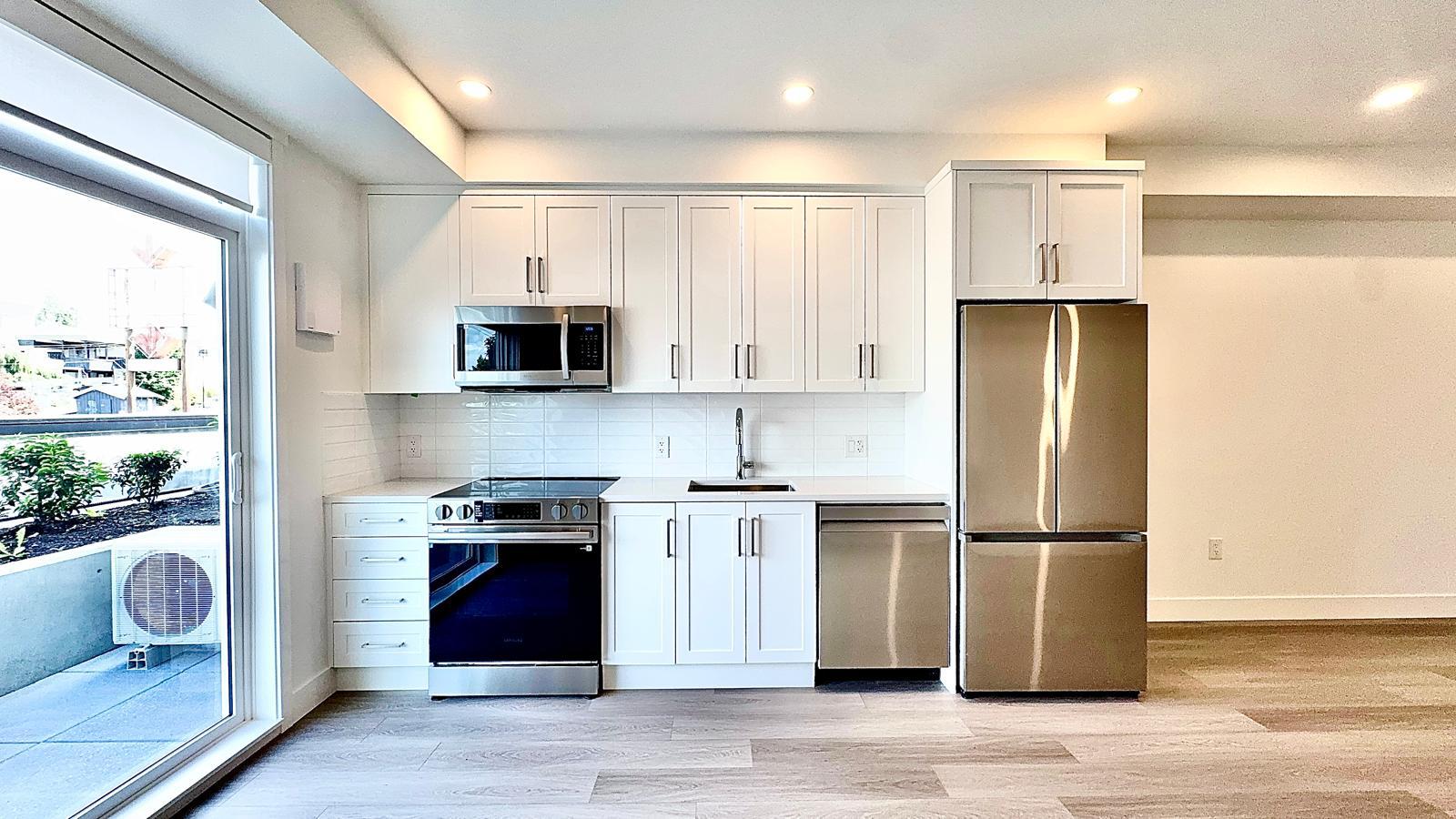 MAPLE RIDGE – STUDIO + 1 BATH CONDO