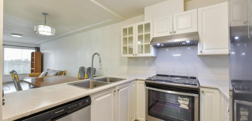SURREY – 1 BED 1 BATH CONDO