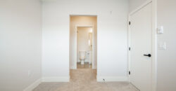 LANGLEY – 1 BEDROOM, 1 BATHROOM CONDO