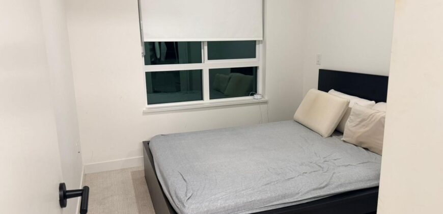 SURREY – 1 BED 1 BATH CONDO