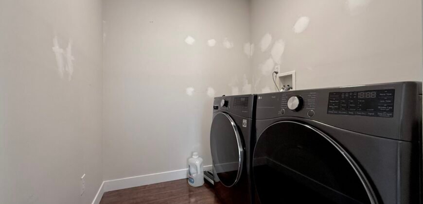 LANGLEY – KEW GARDENS – 3 BEDROOM, 2.5 BATHROOM TOWNHOME AVAILABLE