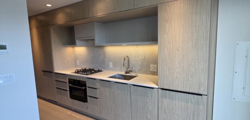 BURQUITLAM – 1508 ELMWOOD – JUNIOR 1 BEDROOM, 1 BATHROOM CONDO