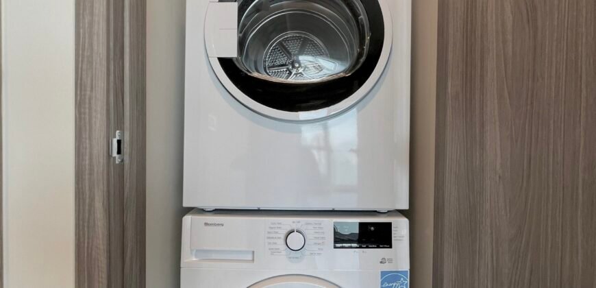 SURREY – 2 BED 1 BATH APARTMENT
