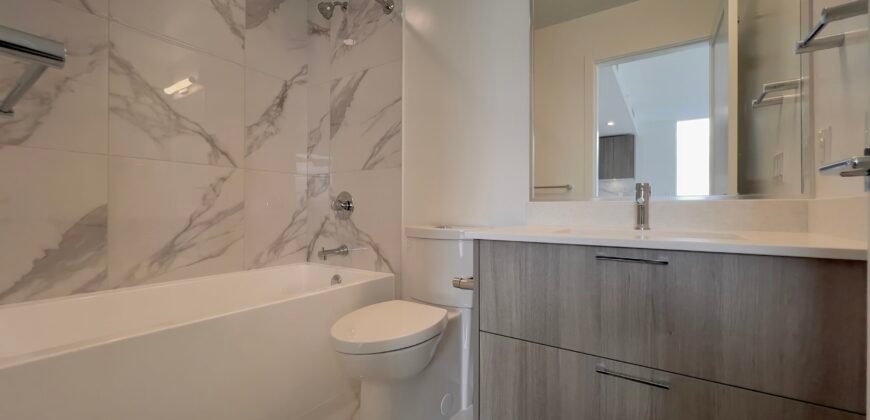 LANGLEY – 1 BEDROOM, 1 BATHROOM & 1 DEN CONDO