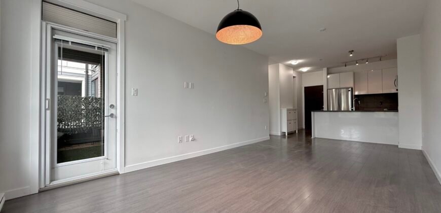 SOUTH SURREY – 2 BEDROOM, 2 BATHROOM CONDO