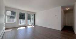 South Surrey – 2 Bed 1 Bath