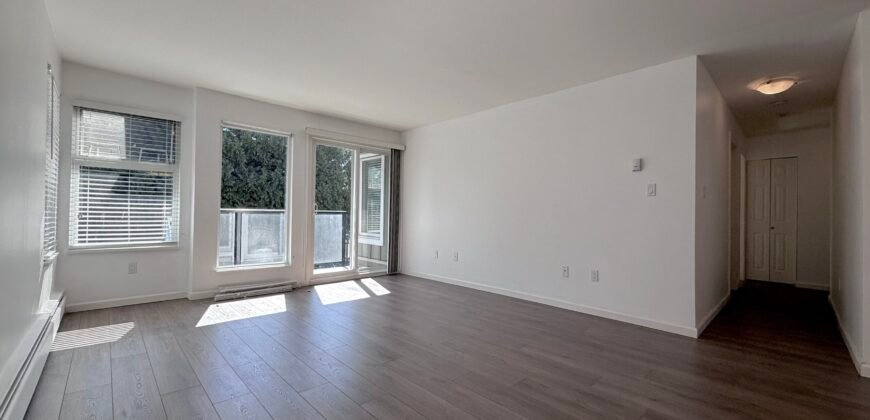 South Surrey – 2 Bed 1 Bath