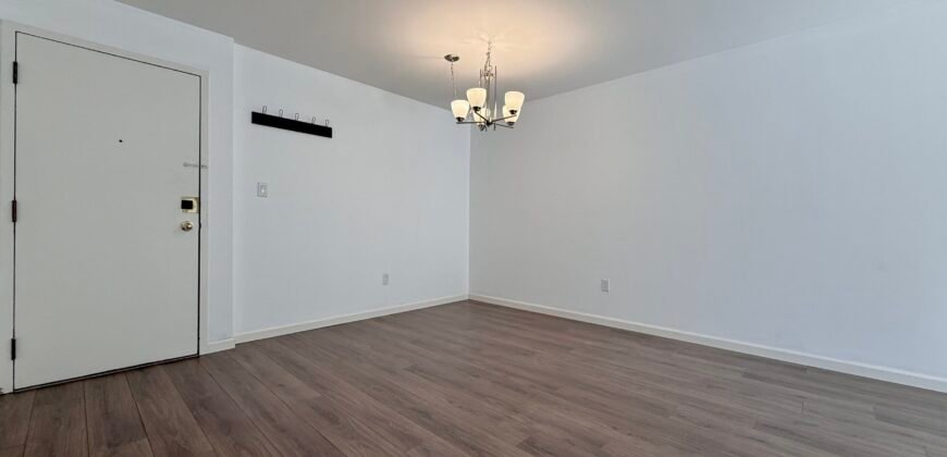 South Surrey – 2 Bed 1 Bath