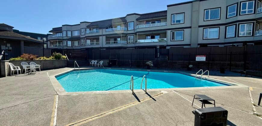 South Surrey – 2 Bed 1 Bath