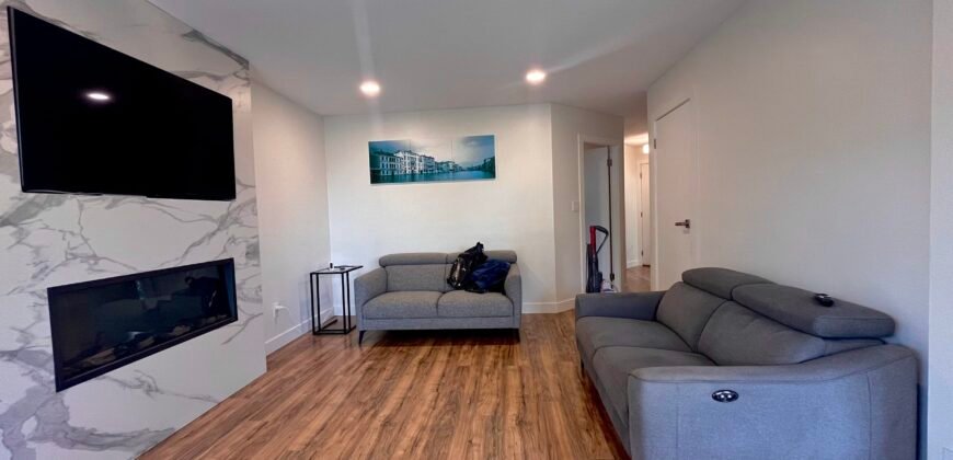 SURREY – 3 BEDROOM, 2.5 BATHROOM HOUSE