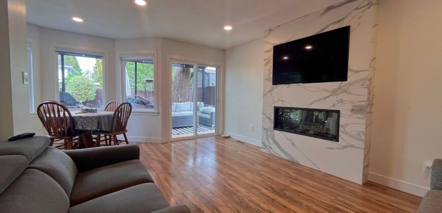 SURREY – 3 BEDROOM, 2.5 BATHROOM HOUSE