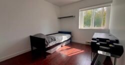SURREY – 3 BEDROOM, 2.5 BATHROOM HOUSE