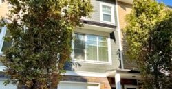 LANGLEY – SPACIOUS 3 BEDROOM, 2.5 BATHROOM TOWNHOME
