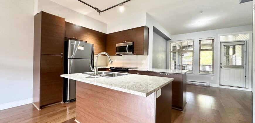 CLAYTON – 2 BED 2 BATH TOWNHOUSE